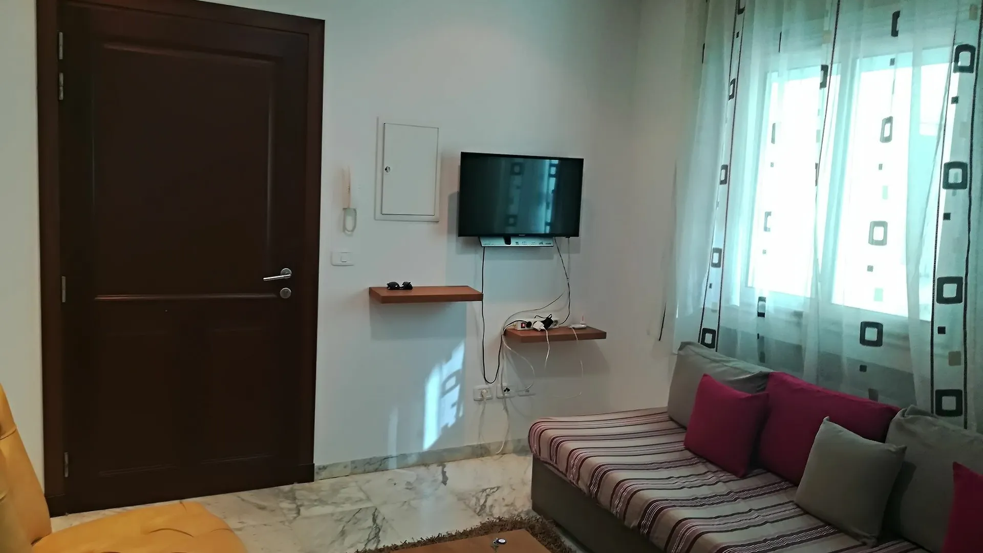 Residence Aziz Tunis 0*,
